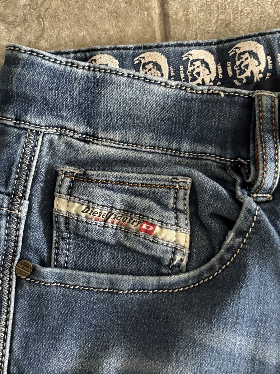 Diesel Jeans: Diesel Jeans Gr. 30 – Usato da Weiningen ZH venduto da GriederRemarket 1