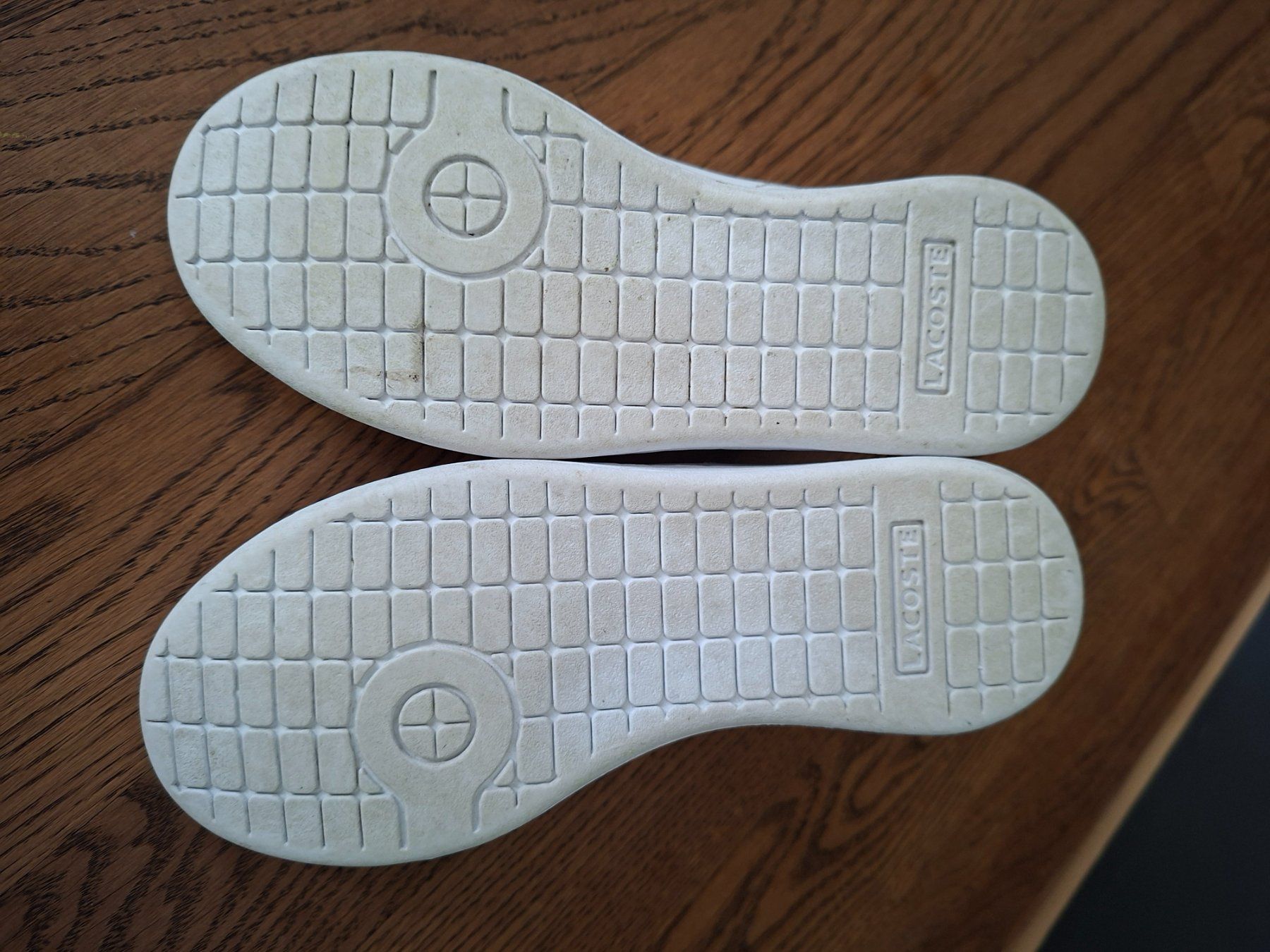 Lacoste Schuhe für Jungen: Sneakers Lacoste Gr. 30.5 – Gebraucht aus Hirzel von larissagschwend 3