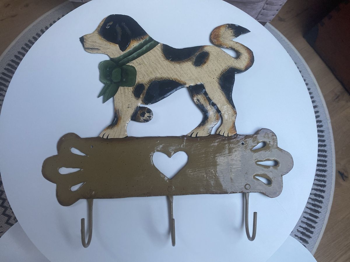 Porte manteau: Garderobe Hund – D'occasion à Malters par 100290