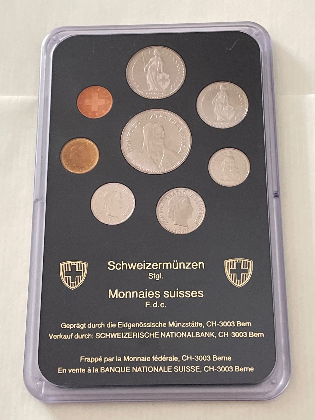 Tutti le monete: Münzsatz Schweiz 1988 Stgl – Nuovo e nell'imballaggio originale da Schlossrued venduto da Tkanada 1