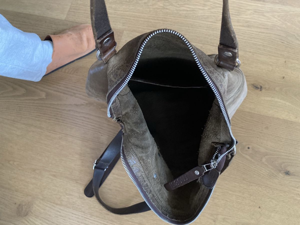 Borse: Ledertasche von m0851 aus Kanada – Usato da Bolligen venduto da abara1 2