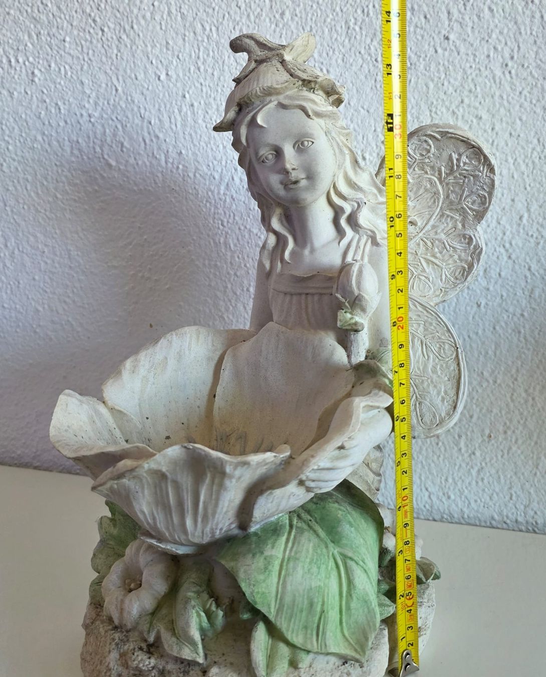 Statuette: Gartendeko: Mädchen mit Flügeln und Mohnblume – Usato da Rheinsulz venduto da Dred 7