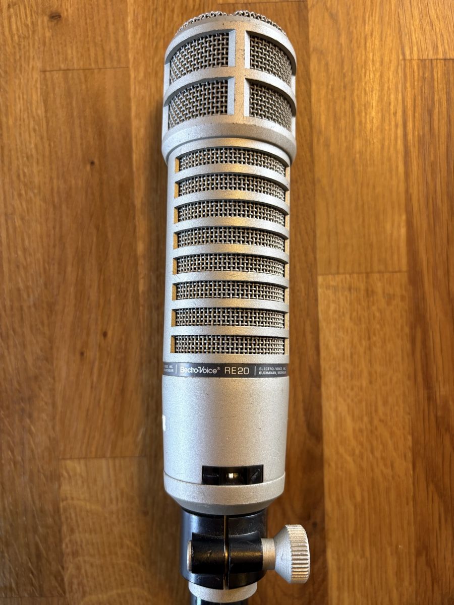 Electro-voice Microphones: Micro Electro-Voice RE20 – D'occasion à Nidau par car_9hmw 3