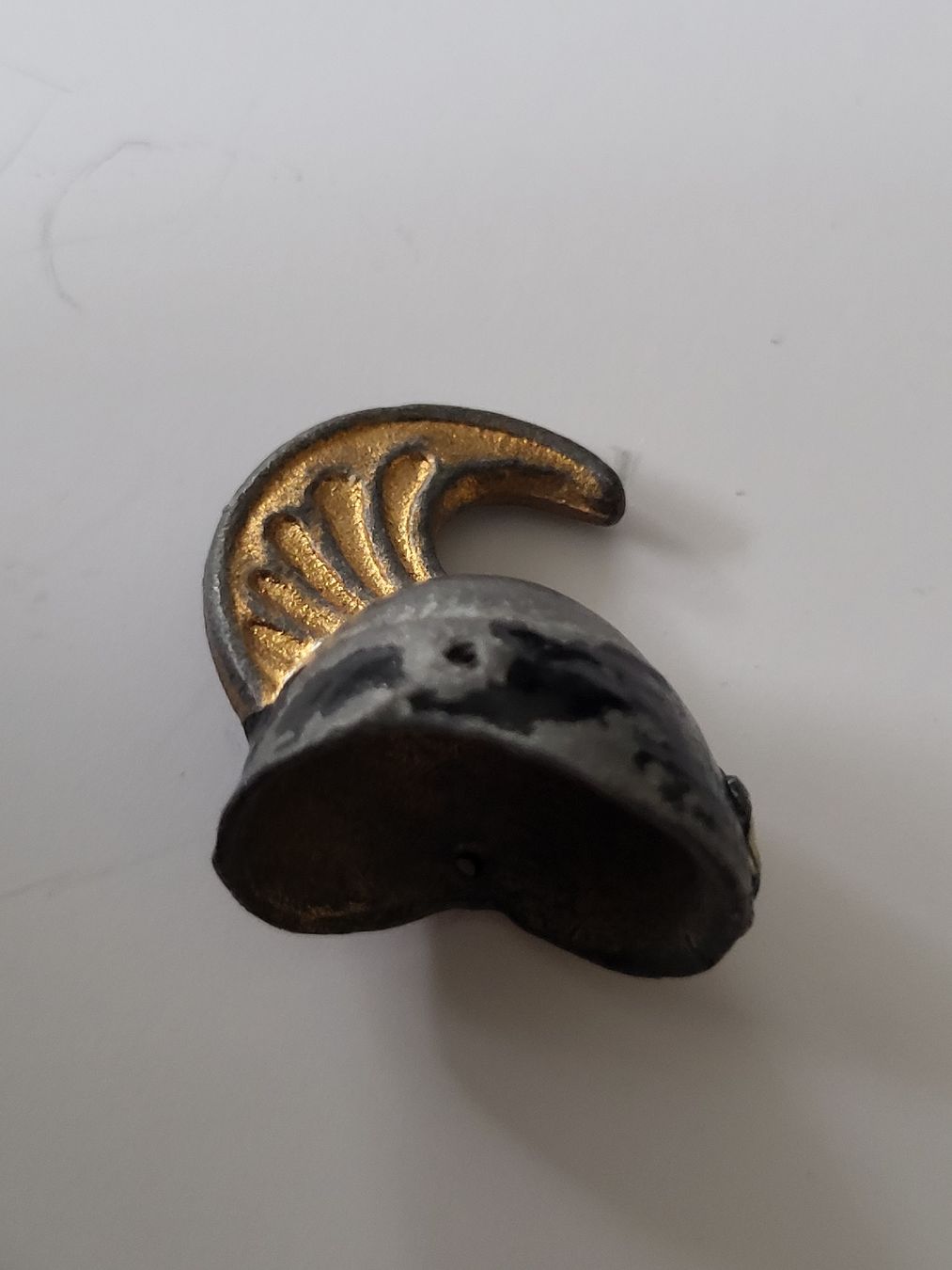 Uniformes & Effets: antiker miniatur Helm Militär – D'occasion à nunningen par mic_88k2 2