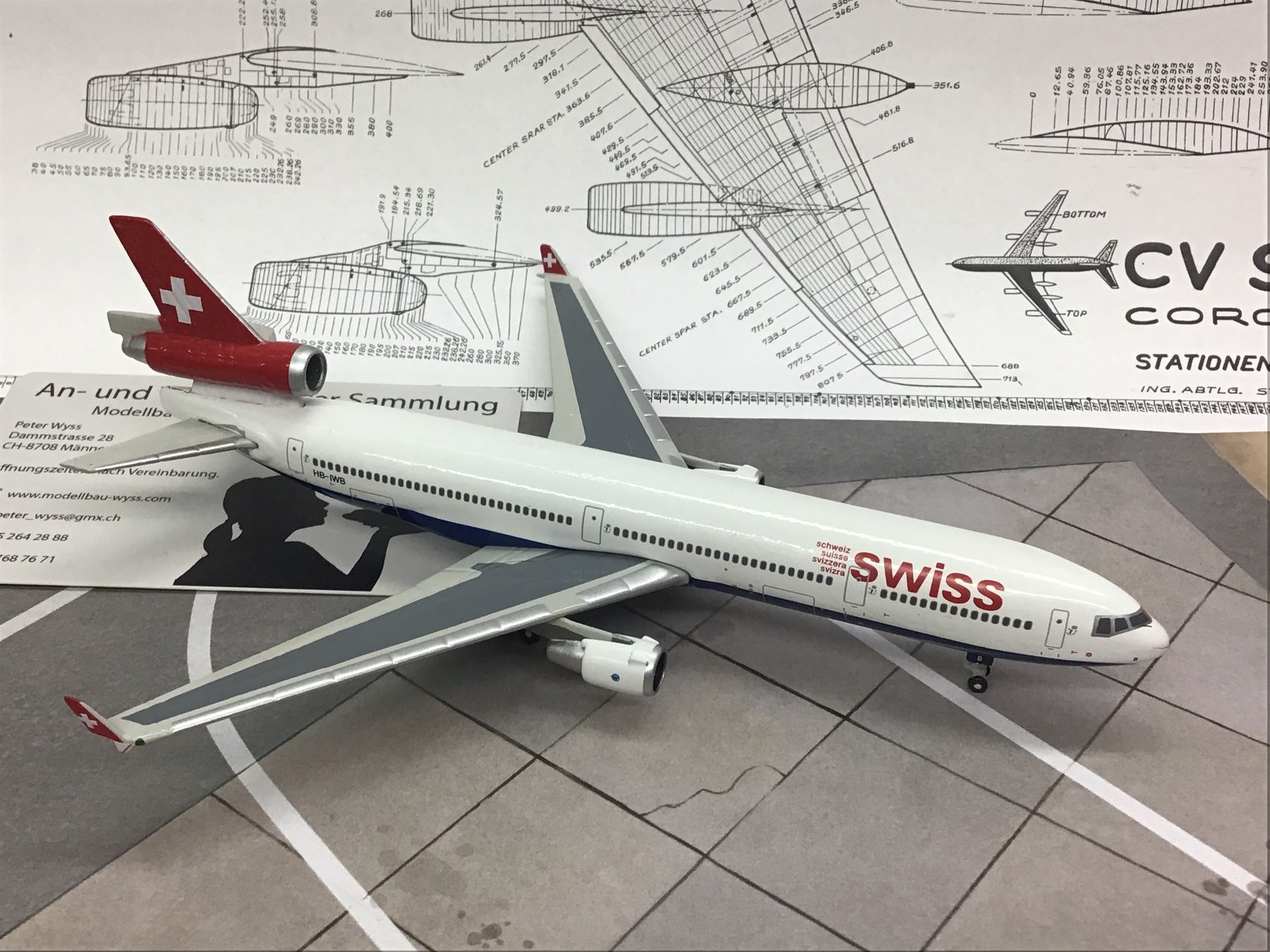 Swiss Modellbausätze & Standmodelle: Swiss MD-11 Modellflugzeug, 1:400 – Neu (gemäss Beschreibung) aus Männedorf von Spezial-Modelle