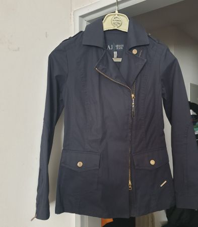 Armani Jeans schöne leichte Jacke Gr. 36
