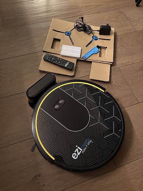 Staubsauger & Zubehör: Robot aspirateur EASYclean Xpert 2.0 – Gebraucht aus Thônex von mir_6stw 1