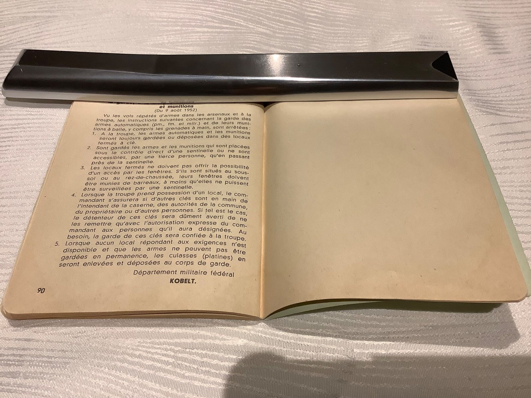 Libri: Les mitraillettes – Usato da Massongex venduto da Nitramas 4