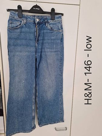 Gut erhaltene Baggyjeans in Grösse 146