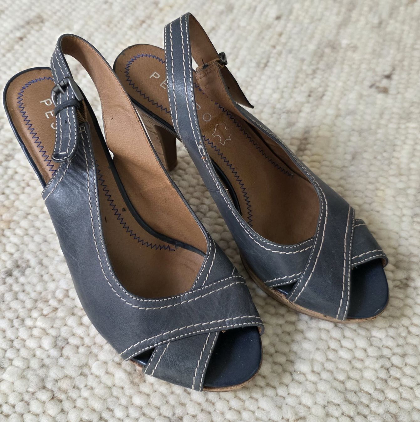 Damenschuhe: Damenschuhe Gr. 38  Leder Pumps Korkabsatz – Gebraucht aus Rheinsulz von Gilea 3