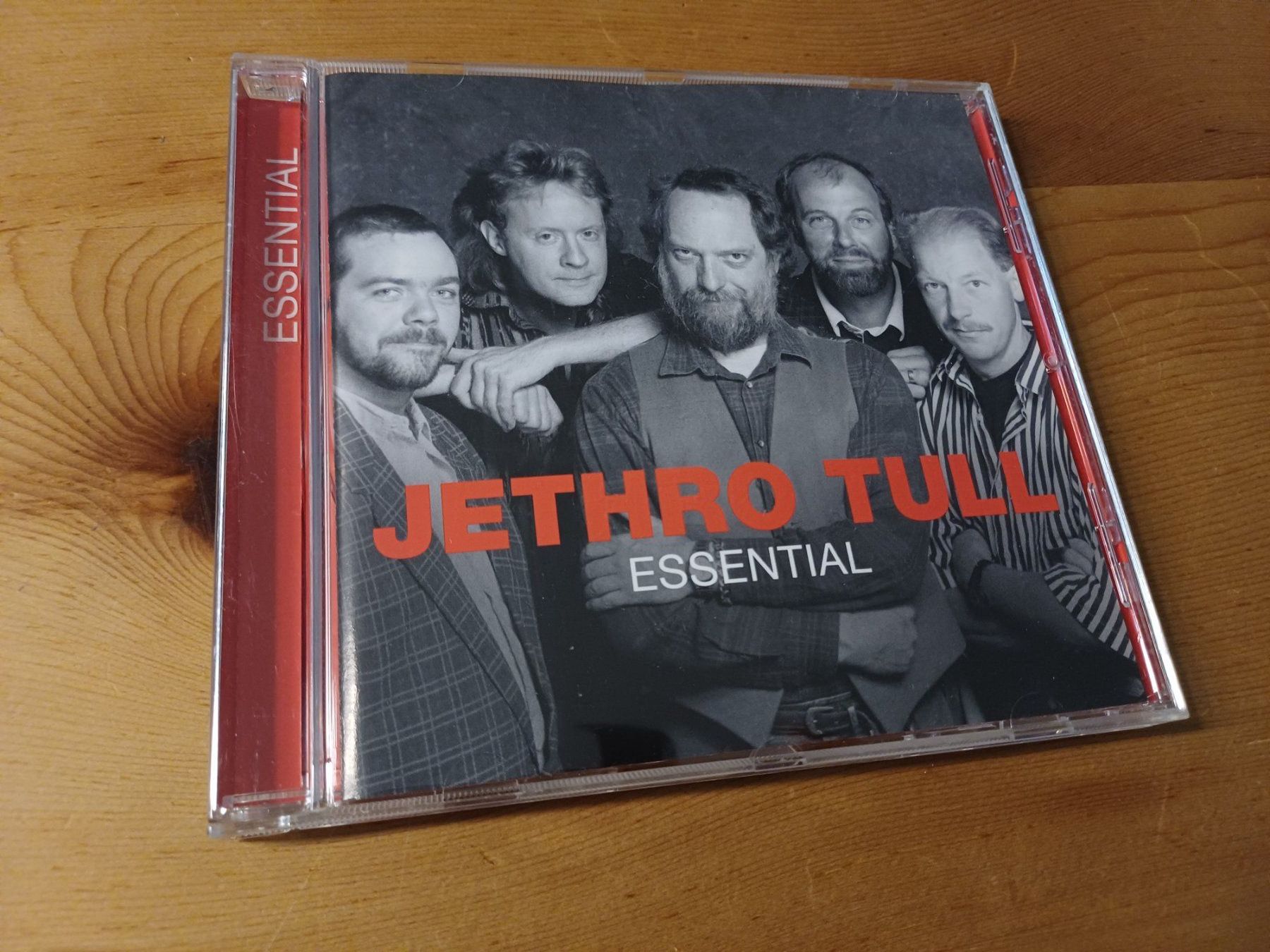 CD: Jethro Tull - Essential – Usato da Jona venduto da Rreto71
