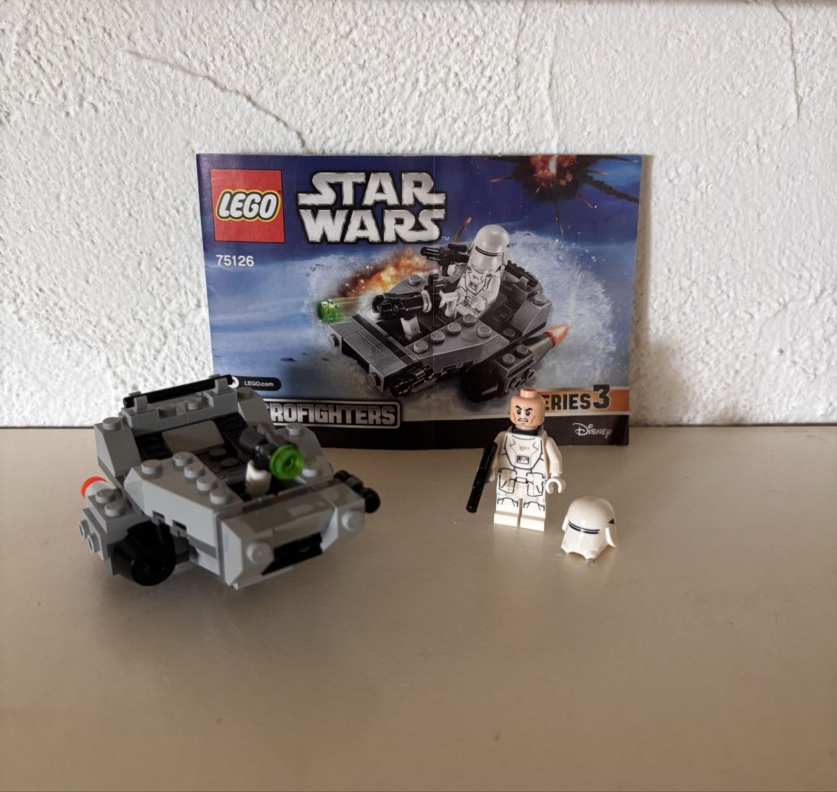 Lego Giocattoli: LEGO STAR WARS 75126 - First Order Snowspeeder – Usato da Sissach venduto da Geopatral