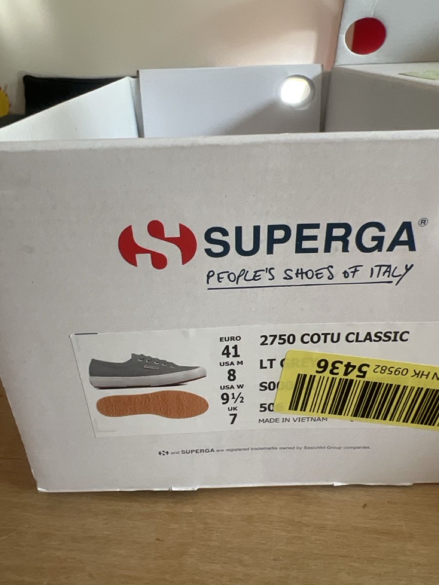 Superga Scarpe da donna: Superga Schuhe in Grösse 41 – Usato da Allschwil venduto da Fabienne0124 5