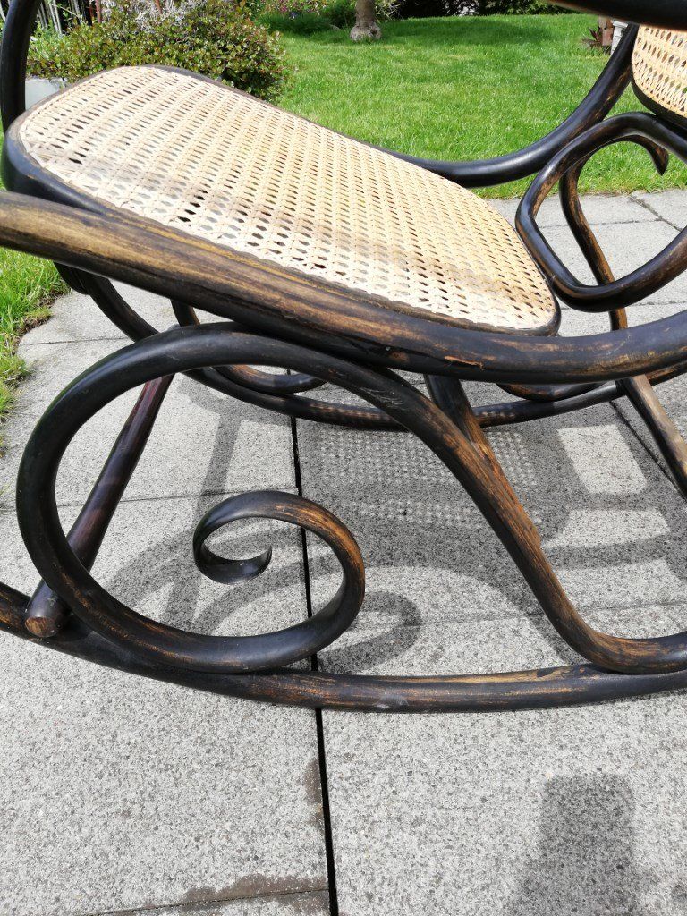 Thonet Poltrone: Thonet Schaukelstuhl – Usato da Uster venduto da walderk 3