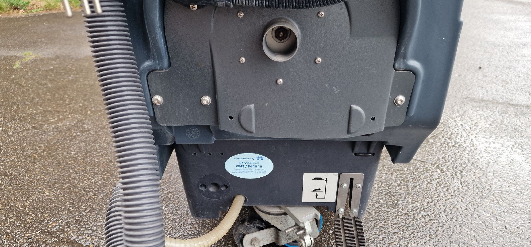 Tutte le macchine: TASKI Swingo 450E Scheuersaugmaschine – Usato da Tagelswangen venduto da Axel_36 6