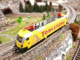 HOBBYTRAIN N BR 182 TAURUS TOBLERONE GELB NEU UND OVP