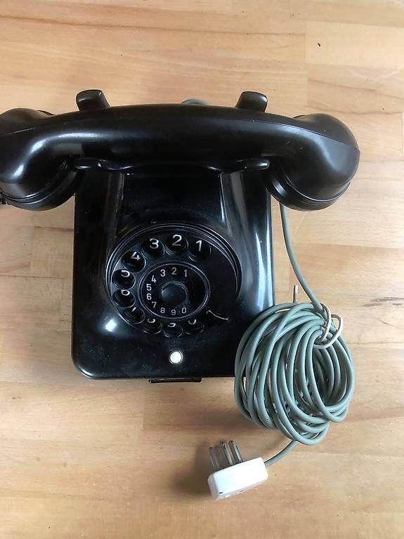 Telefone: Wählscheibentelefon W48 – Gebraucht aus Erlinsbach SO von Elmslie