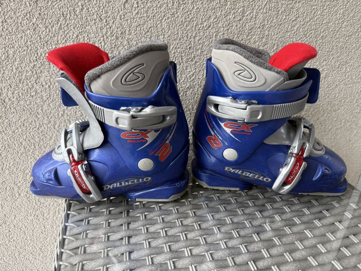 Scarpe per ragazzi: Dalbello Kinder Skischuhe 241 mm – Usato da Giswil venduto da urr_7c5j