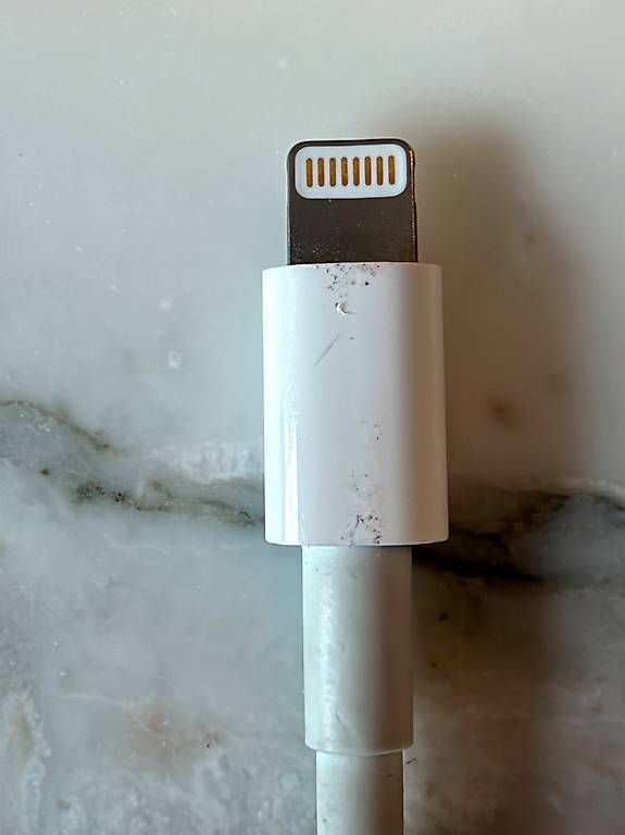 Laufwerke & Adapter: Apple Adaptateur AV numérique Lightning HDMI – Gebraucht aus Genève von ale_55x8 1