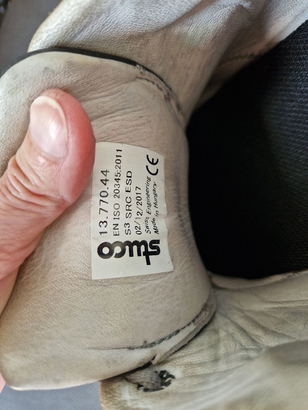 Stuco Scarpe da uomo: Stuco Sicherheitsschuhe S3 SRC ESD Gr. 44 – Usato da Niederrohrdorf venduto da Miripfiri 4