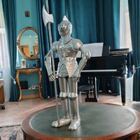 Knight in Armour - Height 89cm