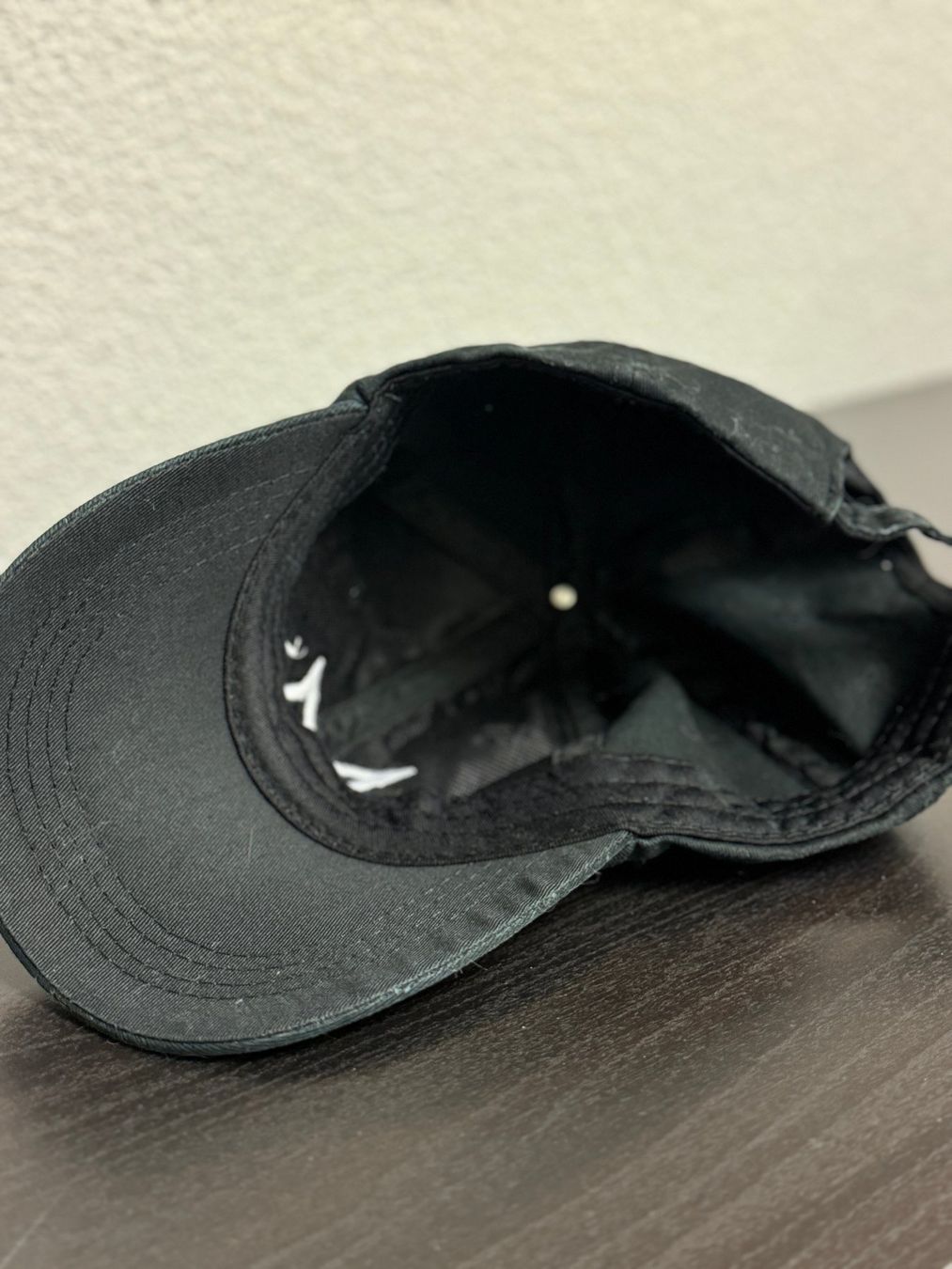 Copricapi, berretti & cappellini: Dragon Ball Majin-Boo Cap – Usato da Ostermundigen venduto da Vangiolillo 2