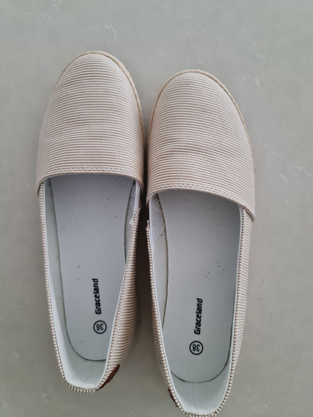 Graceland Scarpe da donna: Graceland Espadrilles, beige-weiss gestreift, Gr38 – Usato da Bülach venduto da Rommar 4