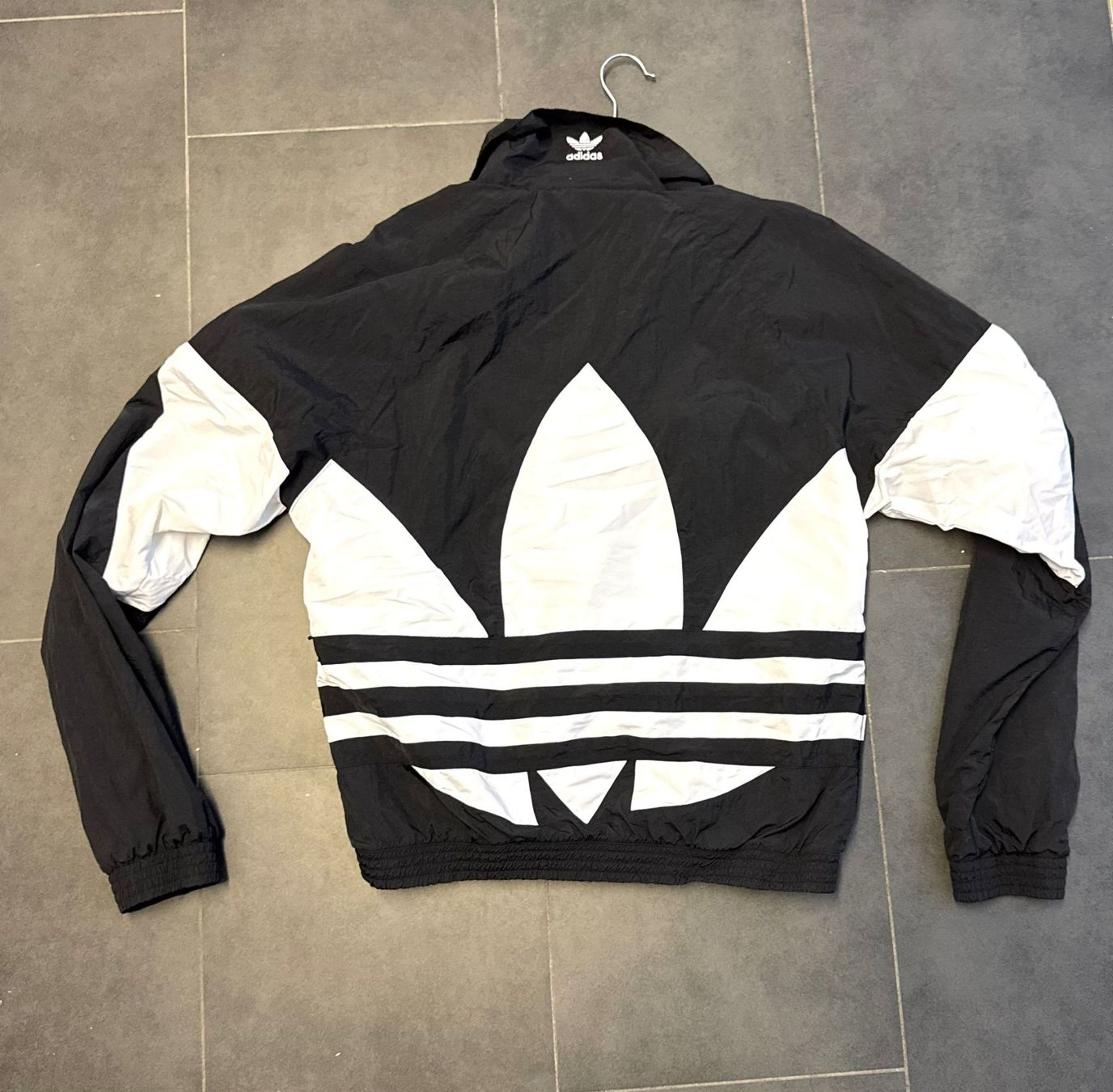 Jacken: Adidas Jacke Schwarz/Weiss Grösse S – Gebraucht aus Herisau von Seyashop1 1