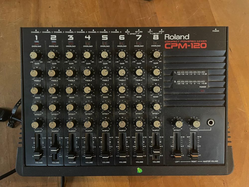 Roland CPM120 Compact Powered 8CH Mixer Kaufen auf Ricardo
