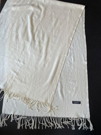 Écharpe 100% laine vierge crème franges L 180cm l 70cm