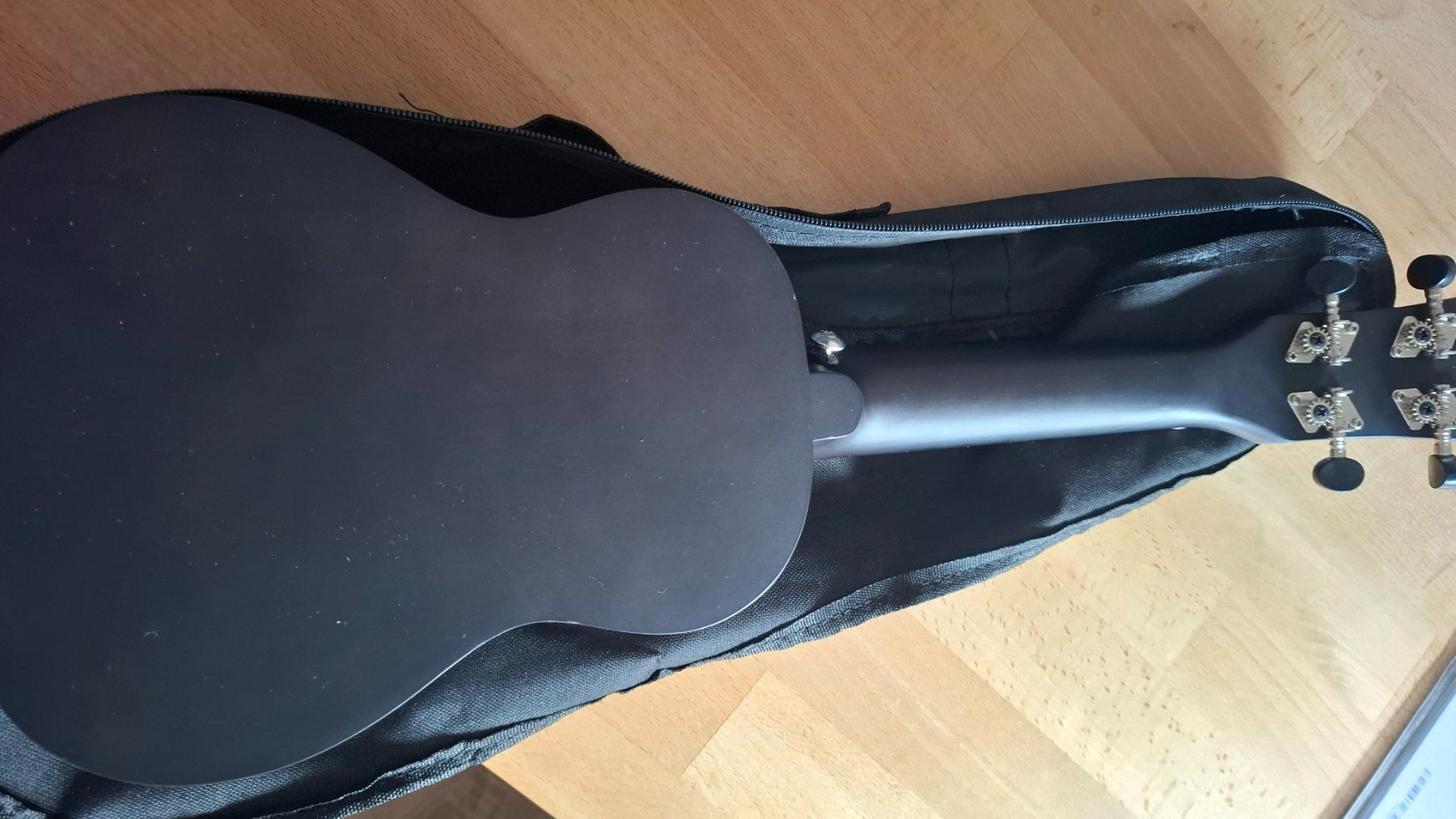 Musikinstrumente: Ukulele – Gebraucht aus Schöftland von Bikefarmer 2