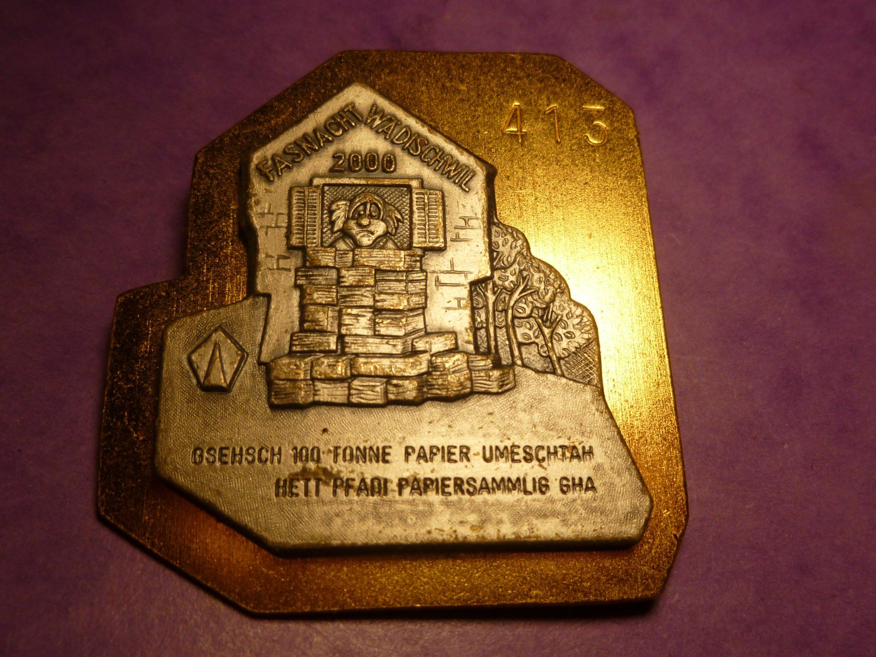 Placchette & Badge: WÄDISCHWIL 2000 GOLD – Usato da Ried (Muotathal) venduto da Mandarin02
