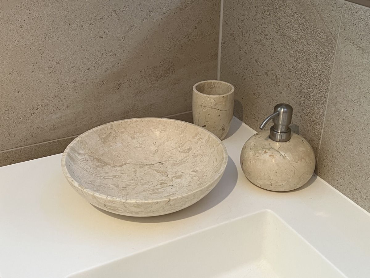 Portasapone: AQUANOVA Badaccessoires Set Marmor Badezimmer – Usato da Fahrweid venduto da franckie71