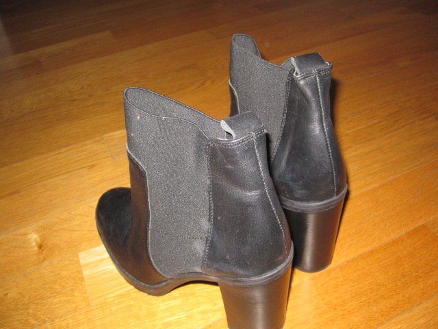 Scarpe da donna: Schuhe – Usato da Ehrendingen venduto da spanky11 2