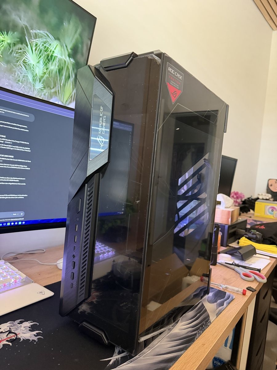 Asus Custodie: Asus ROG Z11 Gehäuse – Usato da Güttingen venduto da JeffreyGucc 1