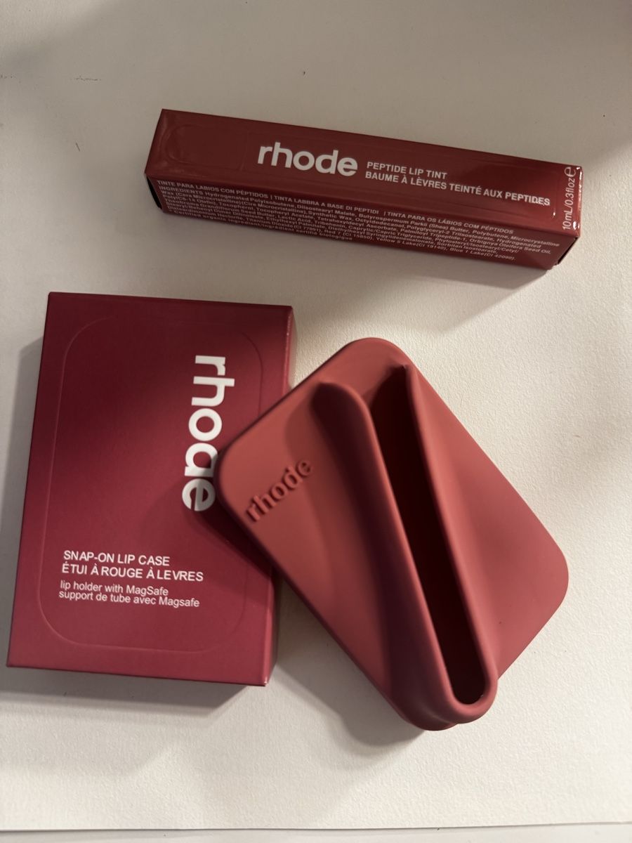 Rhode Maquillage: Rhode Liptint mit MegSafe halter Case – Neuf avec emballage d'origine à Richterswil par dil_vc79 1