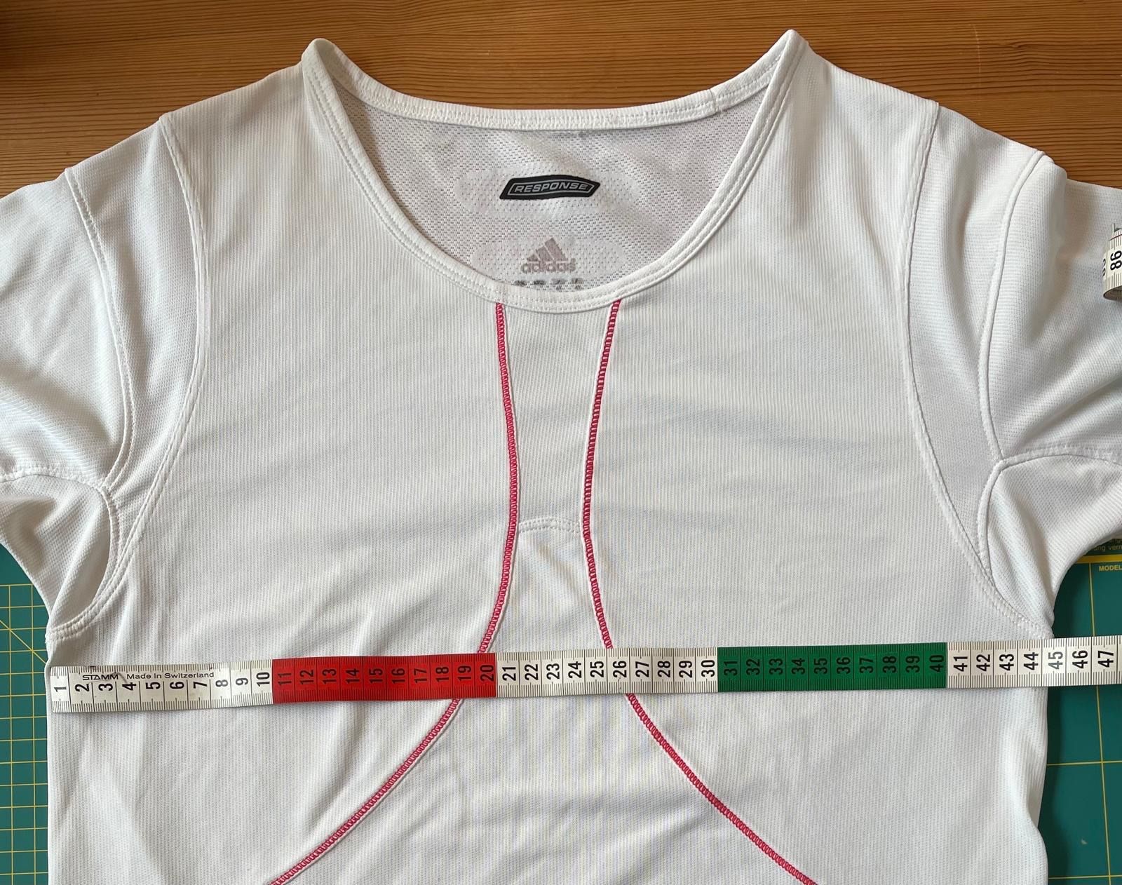 Adidas T-shirt: ADIDAS Langarmshirt – Usato da Dättwil AG venduto da fio_d76l 8