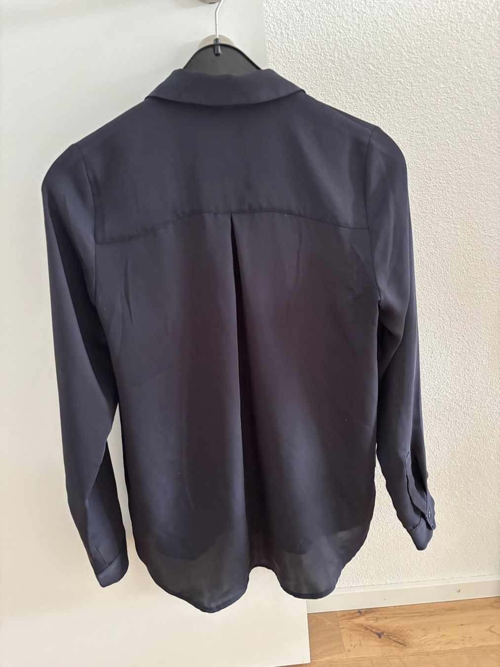 H&M Blusen: Knitterfreies Hemd / Bluse H&M – Neu (gemäss Beschreibung) aus Winznau von Lauralavera1 1