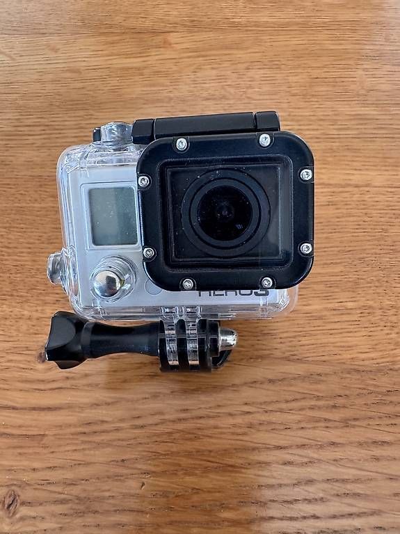 Action Cam: GoPro Hero 3 Black Edition Adventure – Usato da Gilly venduto da Helpast 2