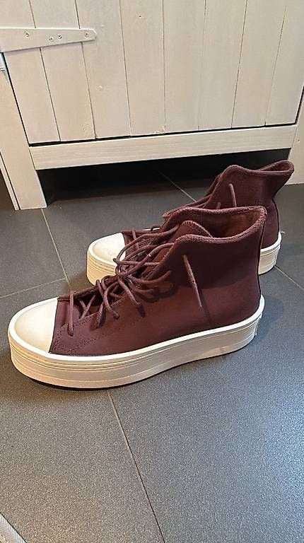 Chaussures hommes: Converse Gr. 40 – D'occasion à Waldkirch par gla_n2kk