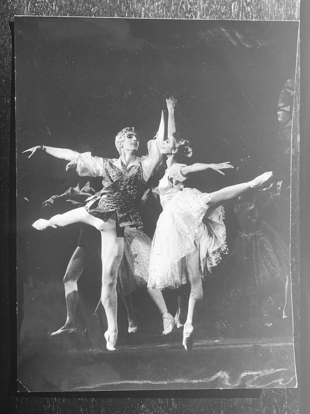 Poster & Bilder: Foto Balletszene 1970er Jahre – Gebraucht aus Bern von Artbrokerswitzerland 1