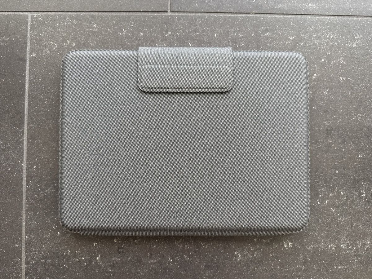 Logitech Tastaturen: Logitech Folio Touch (neuwertig) – Gebraucht aus Hünenberg See von DamDam10 1
