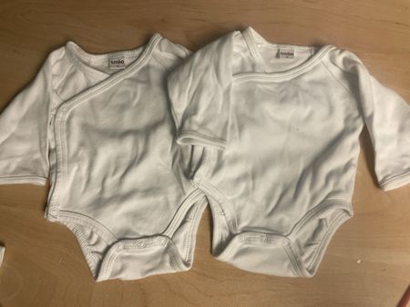 2 Baby Wickelbodys Smile Migros langarm weiss Gr. 56 