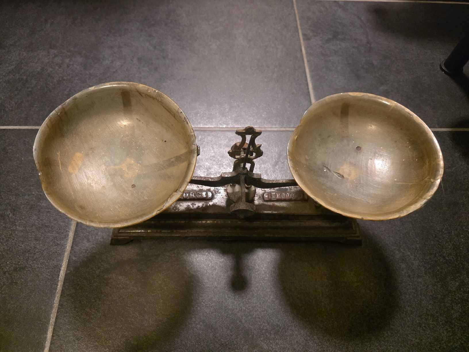 Bilance e pesi: Petite Balance ancienne – Usato da Collonges venduto da 2D_Collector 2