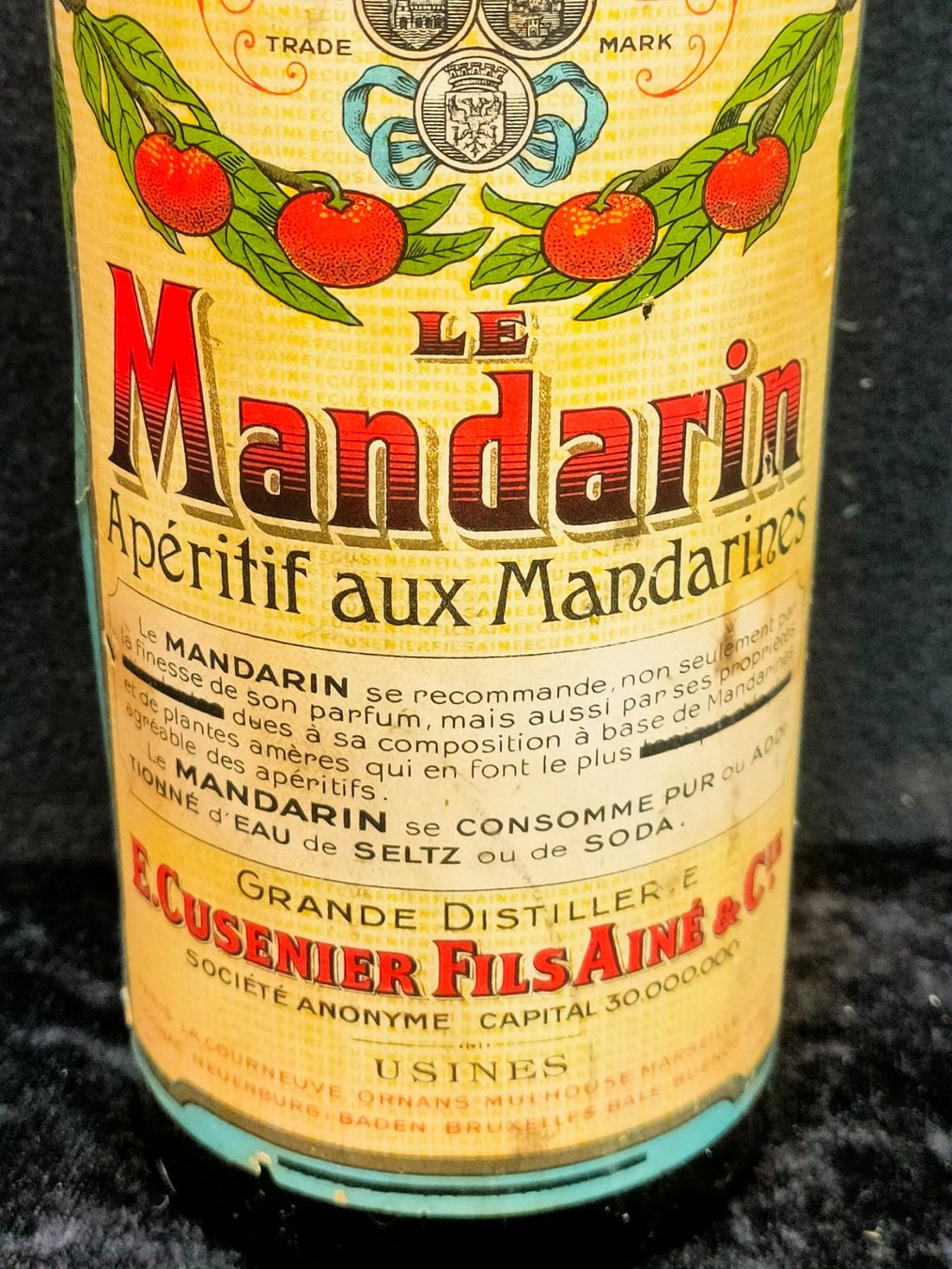Bevande alcoliche: LE MANDARIN APÉRITIF AUX MANDARINES – Usato da Genève venduto da Leboucheoreilles 1
