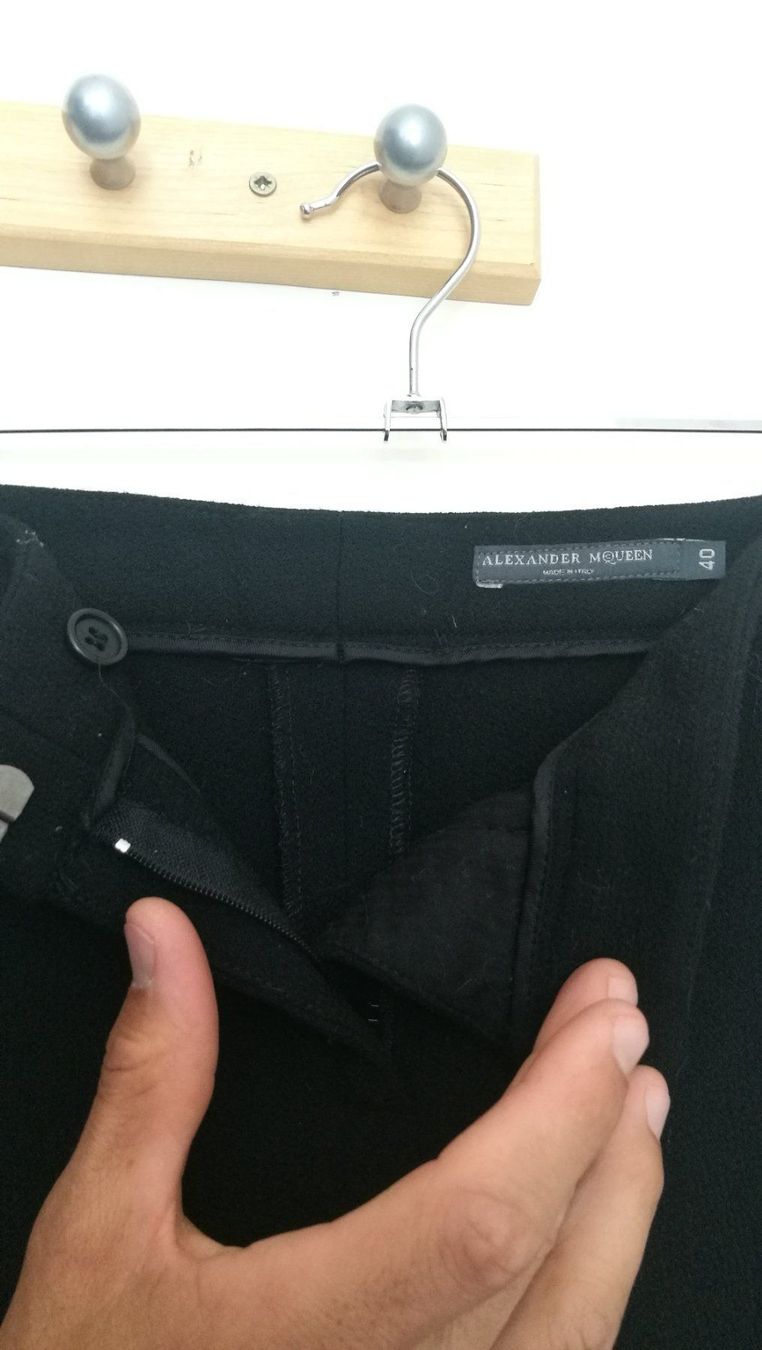 Alexander Mcqueen Pantaloni: Pantalon Alexander McQueen – Usato da Martigny venduto da Lea_lucci 3
