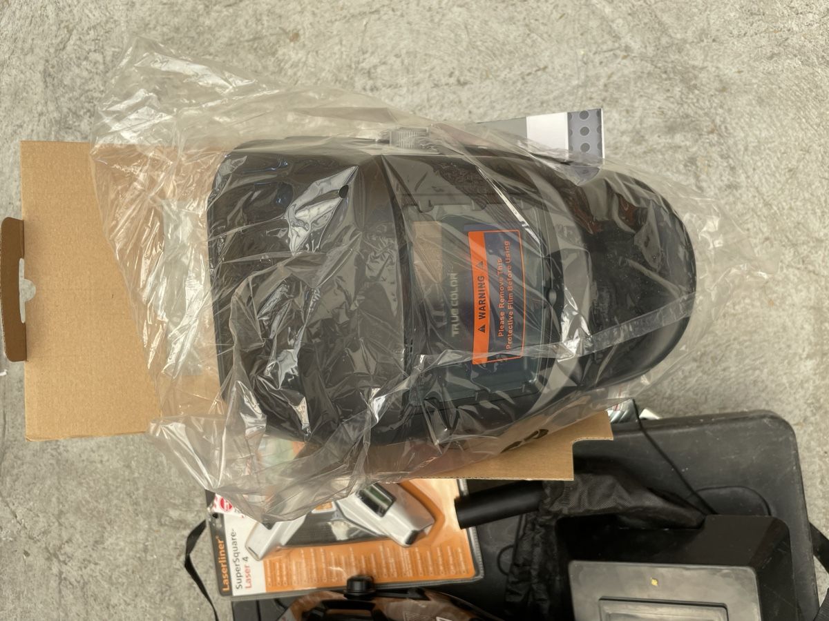 Saldatori: Komplettes Schweiss Set inkl. Tisch – Usato da Bäch SZ venduto da inf_jgc8 5