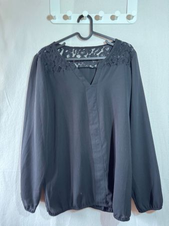 Schwarze Bluse von Chicoree Gr. M
