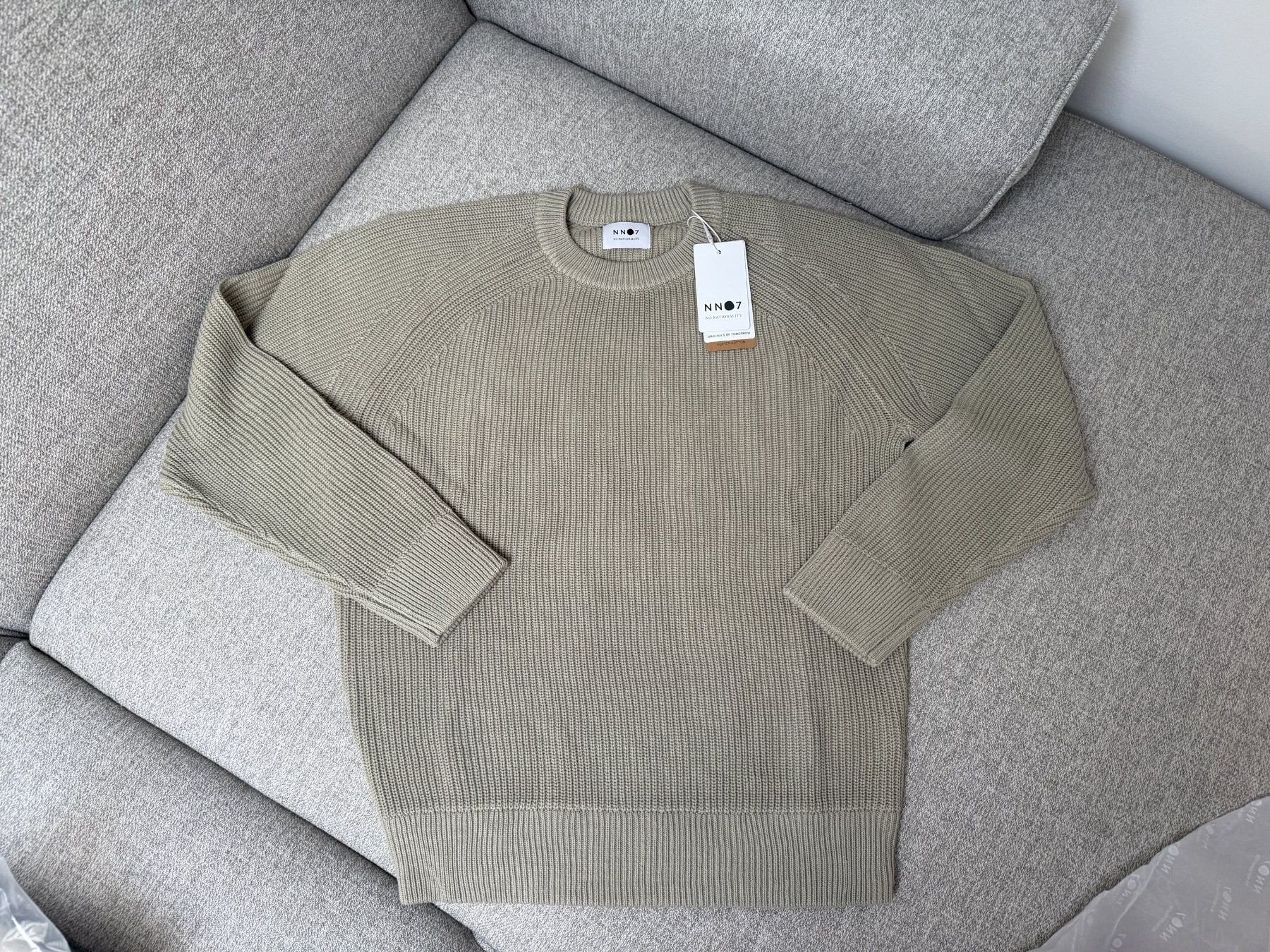 Maglioni & Felpe: NN07 Strickpullover, Gr. S, Neu mit Etikett! – Nuovo e nell'imballaggio originale da Biel-Benken BL venduto da Aplus0