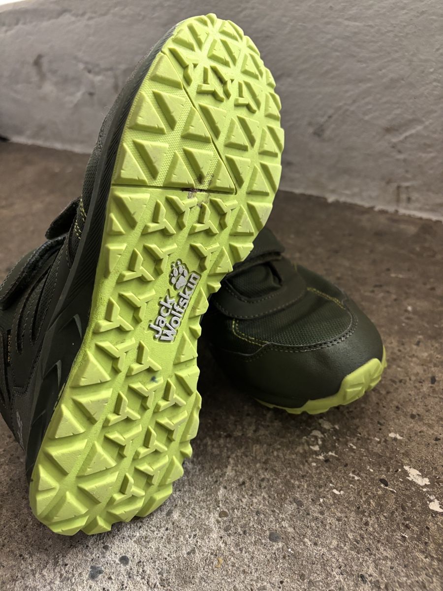 Jack Wolfskin Scarpe per ragazzi: Jack Wolfskin Wanderschuhe Jungs, Grösse 37 – Usato da Büren an der Aare venduto da Nikito2001 3